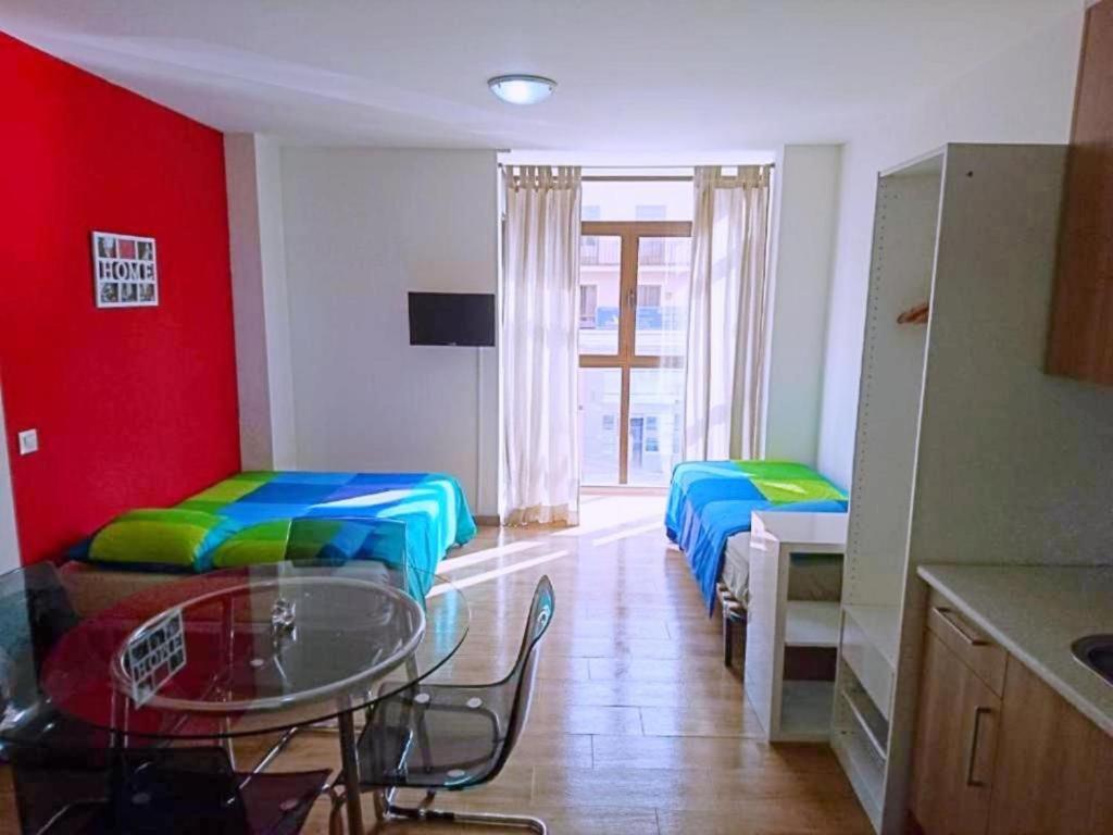 مدريد Apartamentos Urgel المظهر الخارجي الصورة